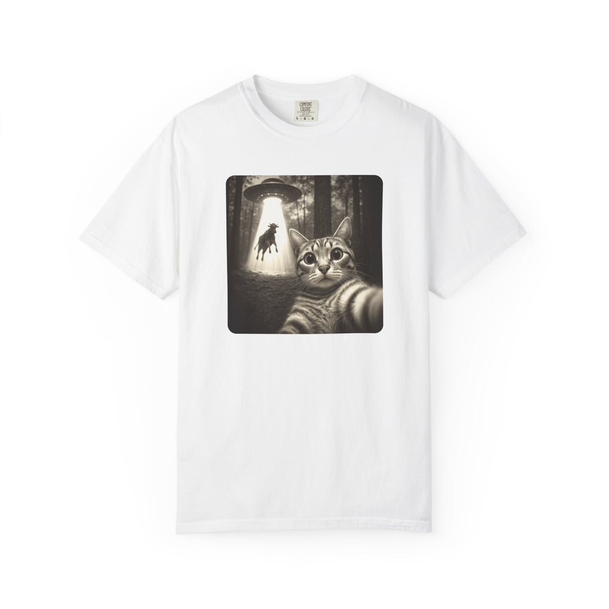 Shocked Cat Selfie Cow Abduction T-Shirt